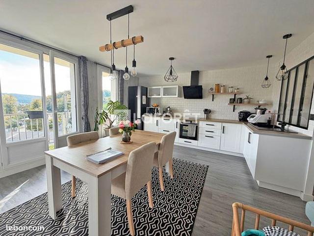 Loft 5 pièces 103 m²