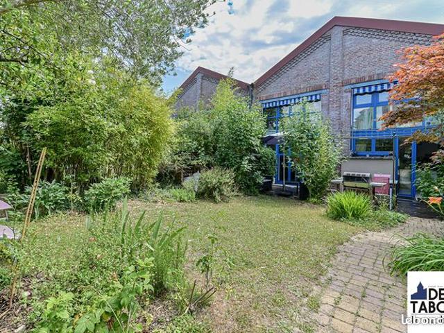 Loft 5 pièces 106 m²