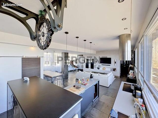 Loft 5 pièces 109 m²