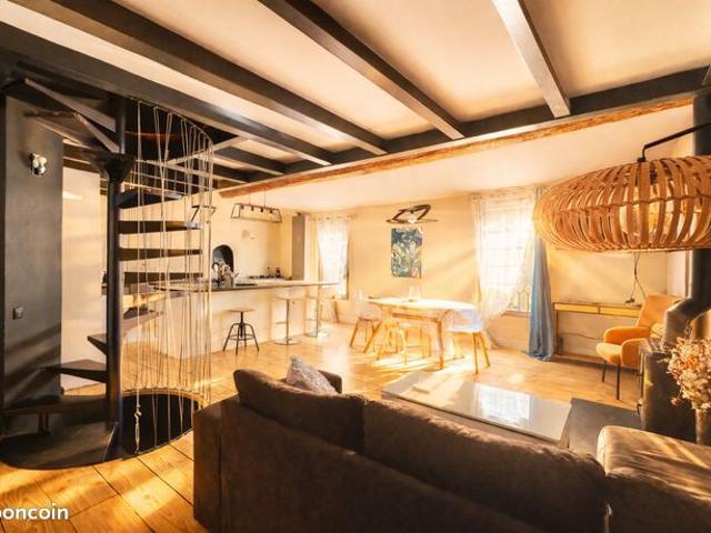 Loft 5 pièces 110 m²