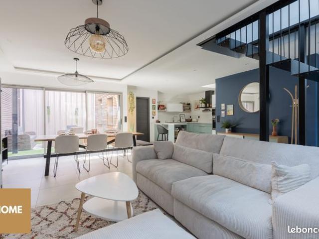 Loft 5 pièces 125 m²