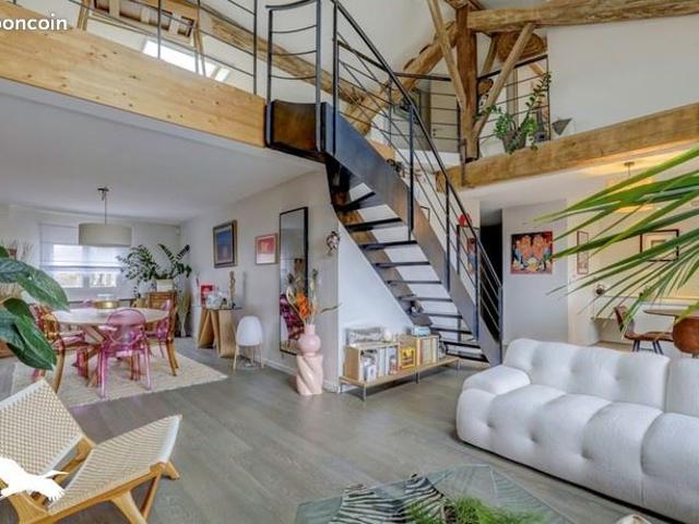 Loft 5 pièces 130 m²