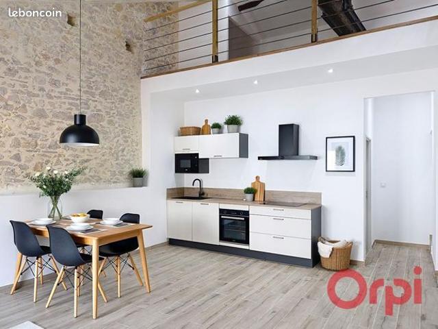 Loft 5 pièces 137 m²