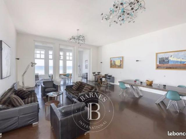 Loft 5 pièces 200 m²