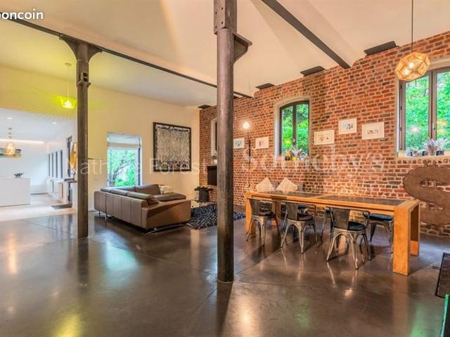 Loft 5 pièces 217 m²