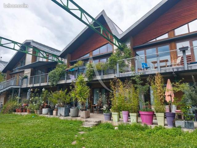 Loft 5 pièces 89 m²