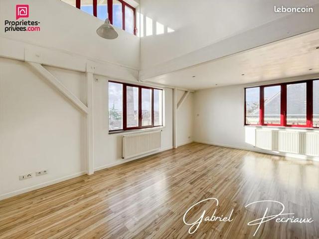Loft 5 pièces 96 m²