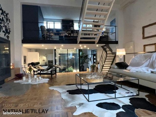Loft 6 pièces 188 m²