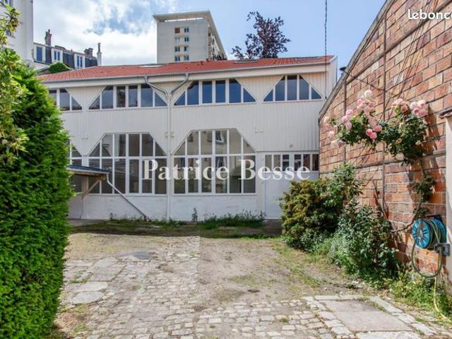 Loft 6 pièces 267 m²