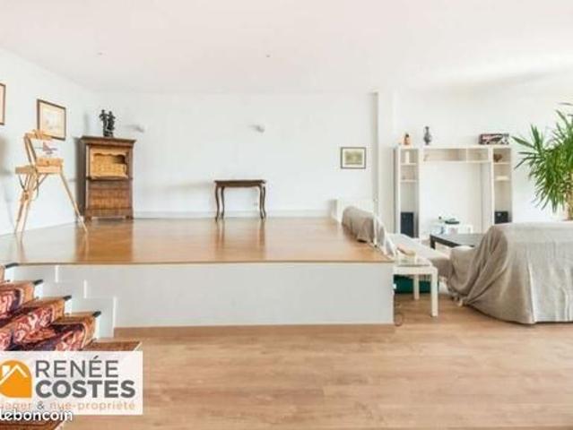Loft 6 pièces 267 m²