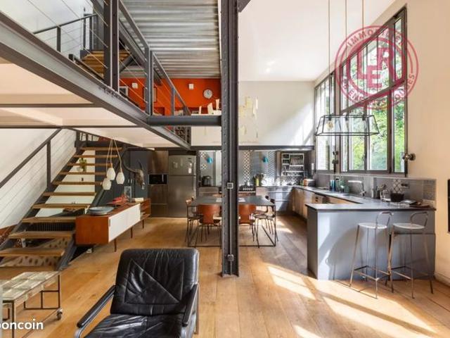 Loft 6 pièces 209 m²