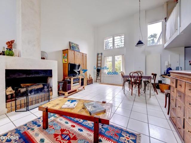Loft 6 pièces 93 m²