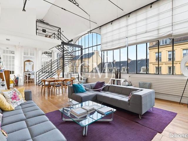 Loft 7 pièces 229 m²