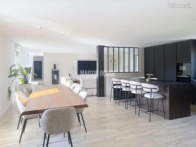 Loft 7 pièces 370 m²