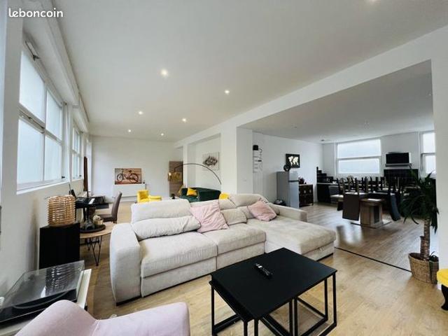 Loft 8 pièces 188 m²