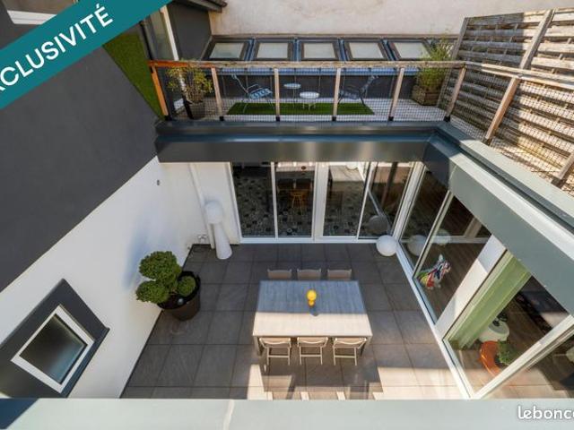 Loft 8 pièces 272 m²