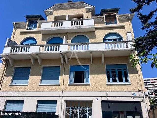 Loft 9 pièces 260 m²