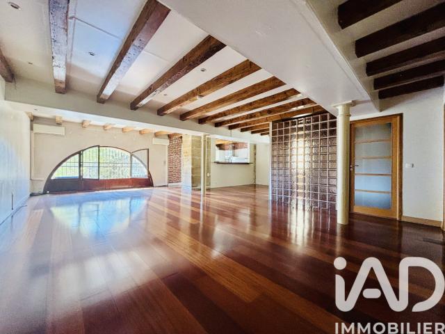 Loft/atelier/surface 3 pièces 140 m²