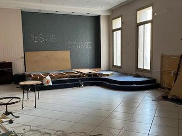Loft/atelier/surface 3 pièces 95 m²
