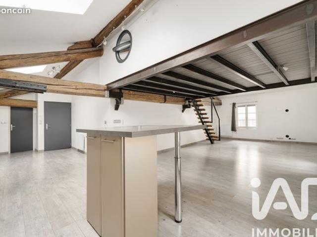 Loft/atelier/surface 2 pièces 62 m²