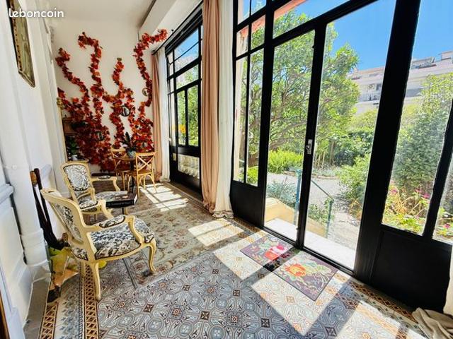 Loft/atelier/surface 2 pièces 67 m²