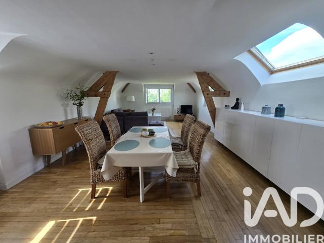 Loft/atelier/surface 2 pièces 67 m²