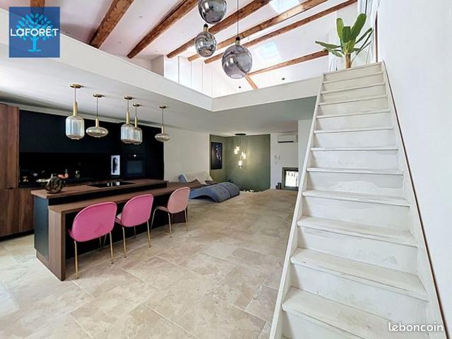 Loft/atelier/surface 2 pièces 73 m²