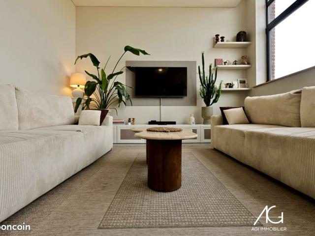 Loft/atelier/surface 2 pièces 73 m²