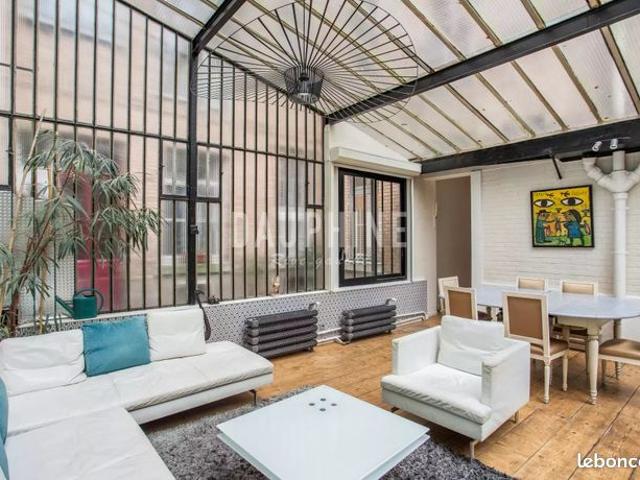 Loft/Atelier/Surface 7 pièces 197 m²