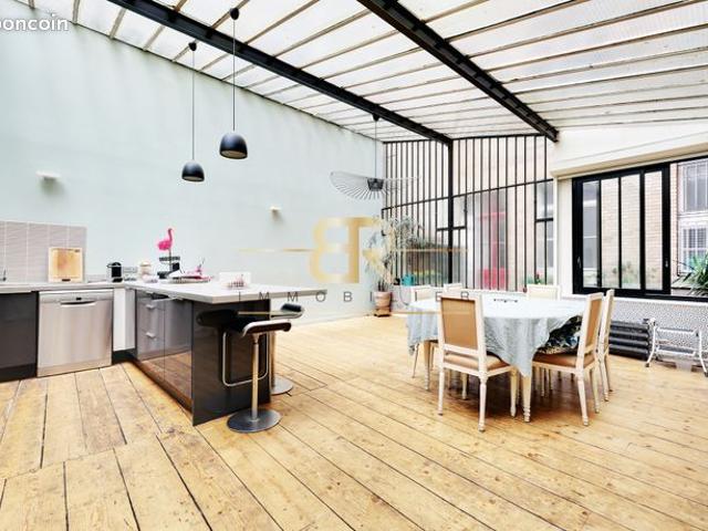Loft/atelier/surface 7 pièces 202 m²