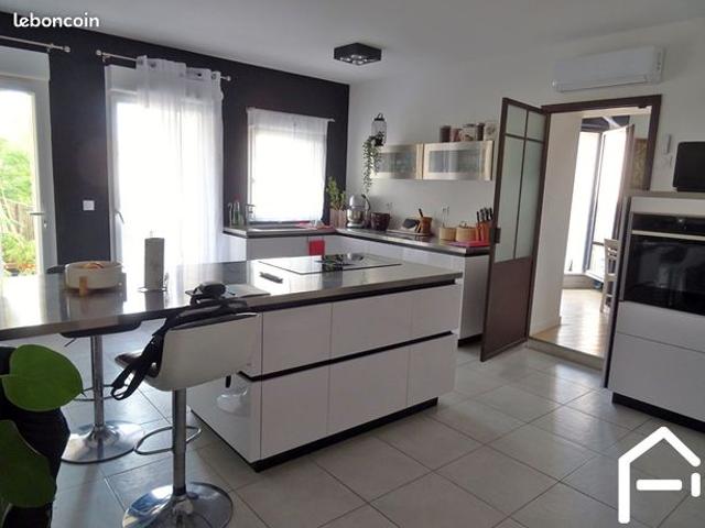 Loft/atelier/surface 4 pièces 117 m²