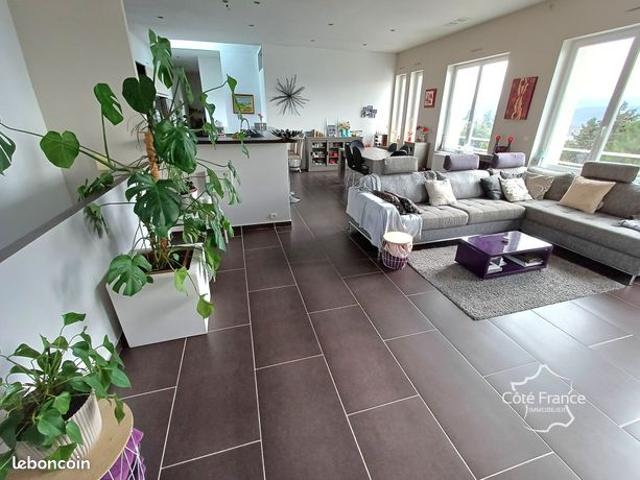 Loft/atelier/surface 4 pièces 129 m²