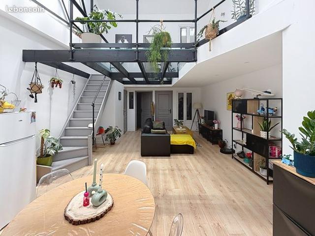 Loft/atelier/surface 4 pièces 123 m²