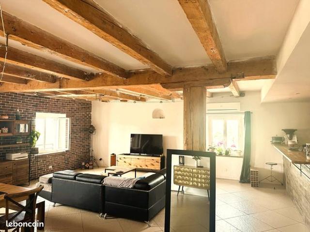 Loft/atelier/surface 4 pièces 132 m²