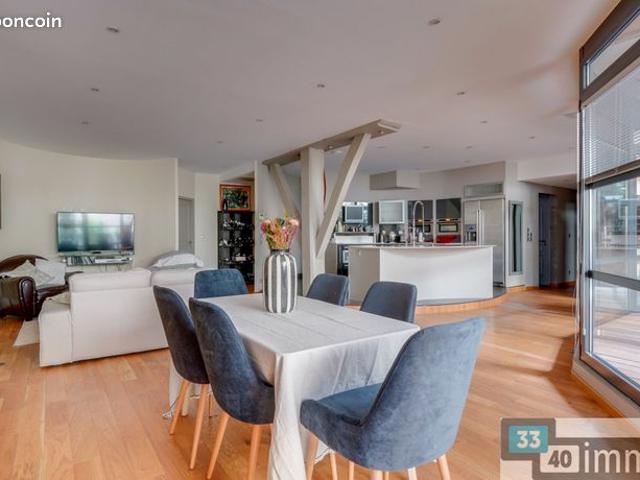 Loft/atelier/surface 4 pièces 145 m²