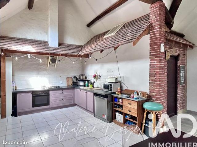 Loft/atelier/surface 4 pièces 140 m²