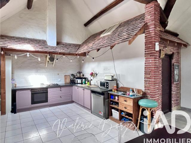 Loft/atelier/surface 4 pièces 140 m²