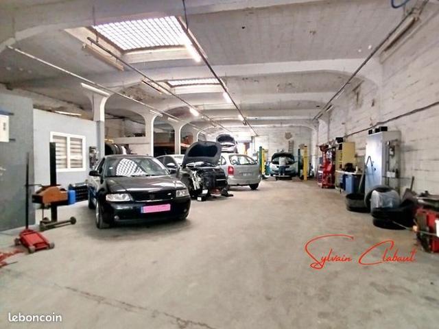 Loft/atelier/surface 4 pièces 390 m²