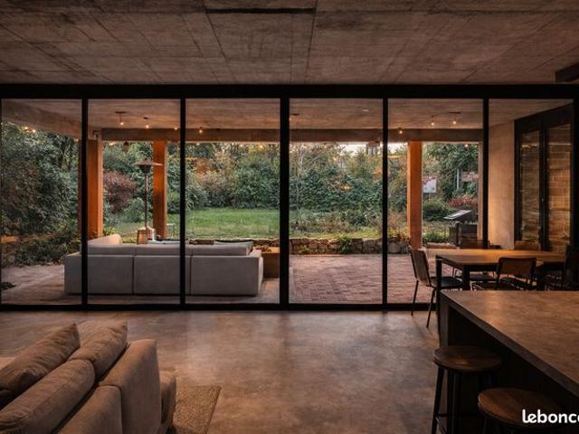 Loft/atelier/surface 4 pièces 90 m²