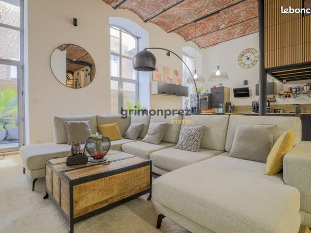 Loft/atelier/surface 5 pièces 140 m²