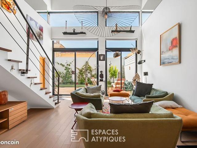 Loft/atelier/surface 5 pièces 142 m²
