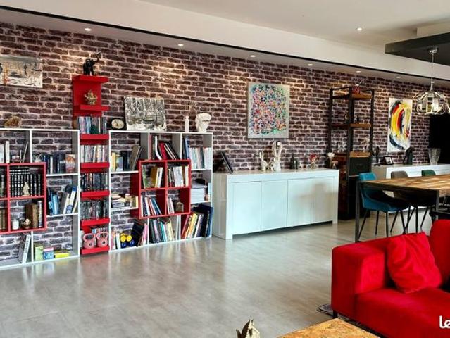 Loft/atelier/surface 5 pièces 169 m²