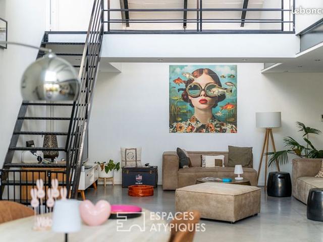 Loft/atelier/surface 5 pièces 161 m²