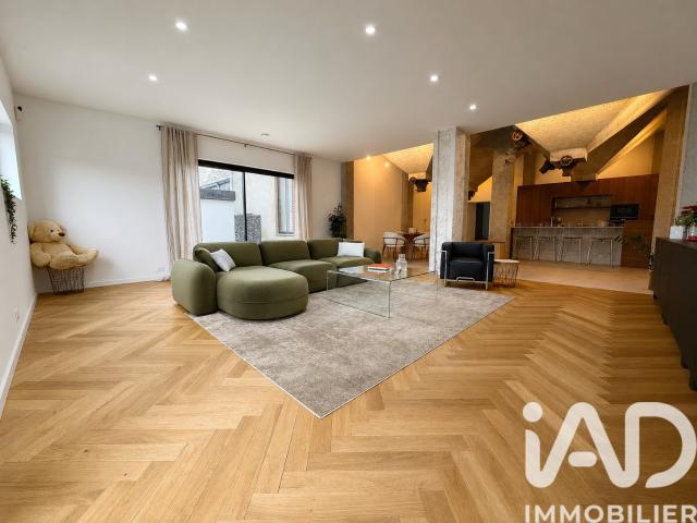 Loft/atelier/surface 5 pièces 164 m²