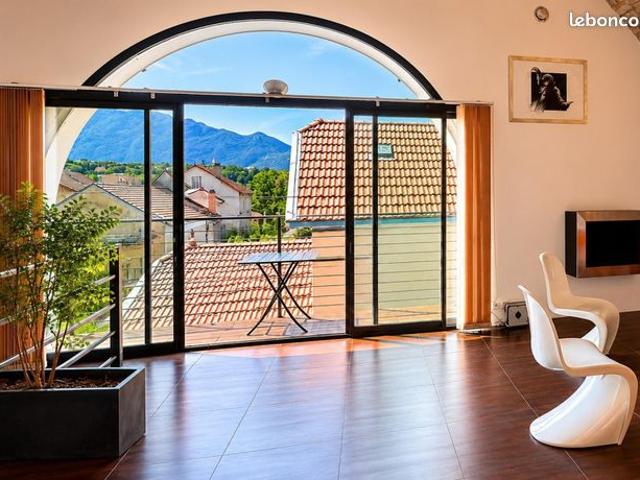 Loft/atelier/surface 5 pièces 177 m²