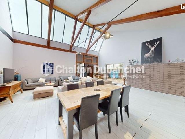 Loft/atelier/surface 5 pièces 250 m²