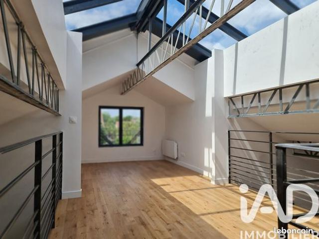 Loft/atelier/surface 5 pièces 99 m²