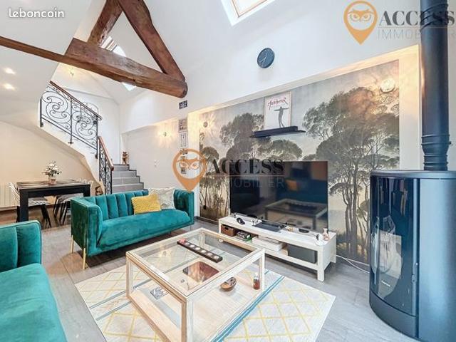 Loft/atelier/surface 6 pièces 144 m²