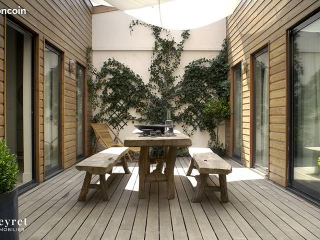 Loft/atelier/surface 6 pièces 214 m²