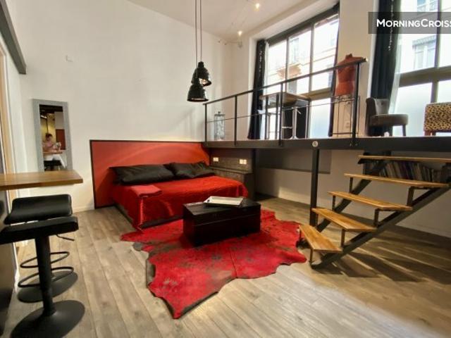 Loft/atelier/surface meublé 1 pièce 35 m²